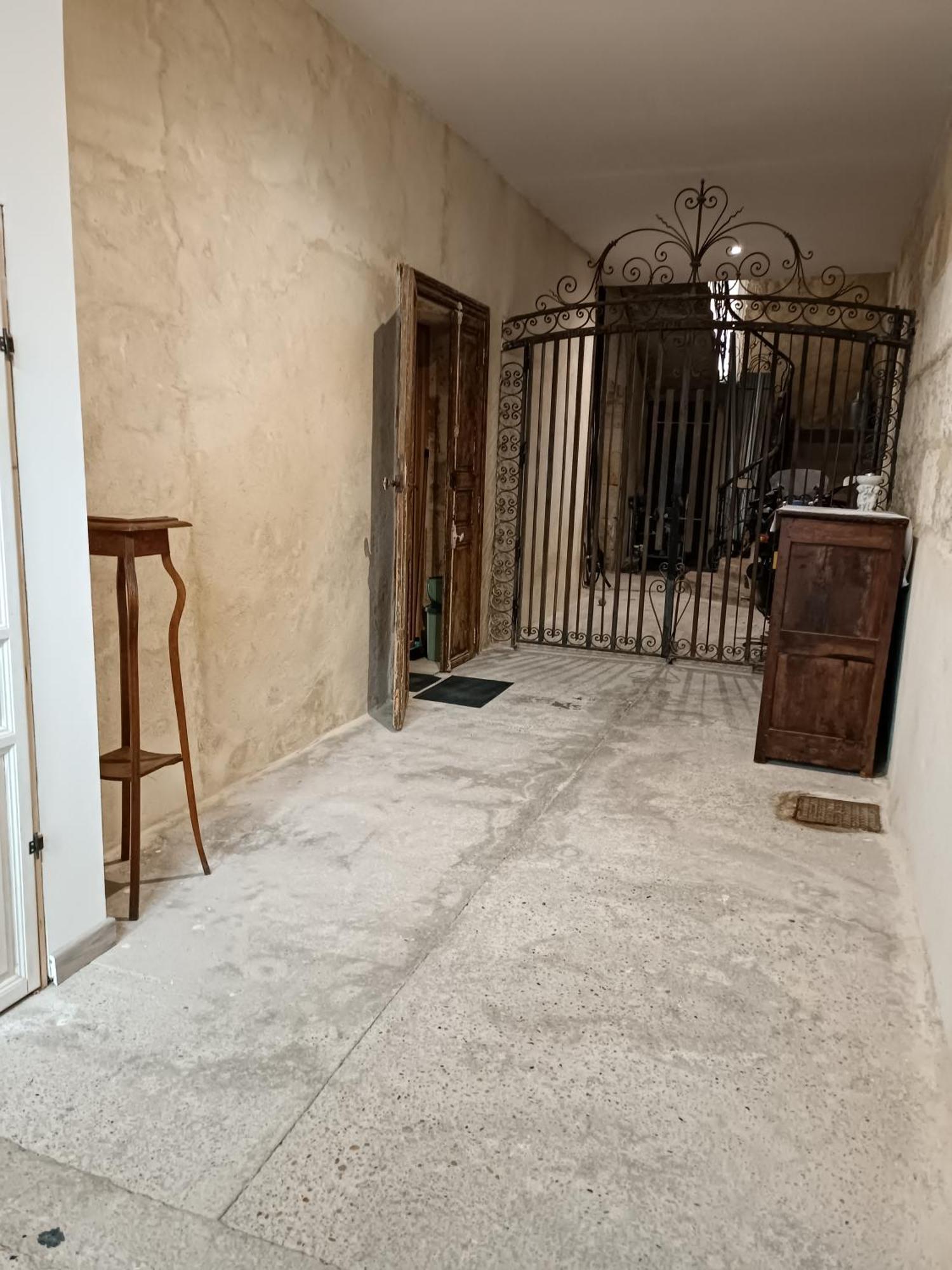 Dans Maison De Maitre, Appartement Independant. Montfrin Eksteriør bilde